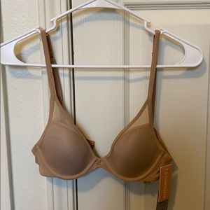 ThirdLove 24/7 classic uplift plunge bra. Size 32B